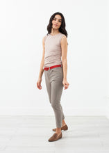 Load image into Gallery viewer, Belted Jeans