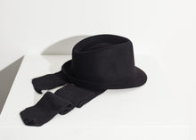 Load image into Gallery viewer, Kate Hat in Black