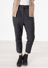 Load image into Gallery viewer, Winter Pants in Black
