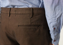 Load image into Gallery viewer, Diamond Weave Trouser in Hazel
