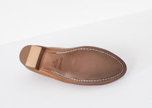 Load image into Gallery viewer, Basic Loafer
